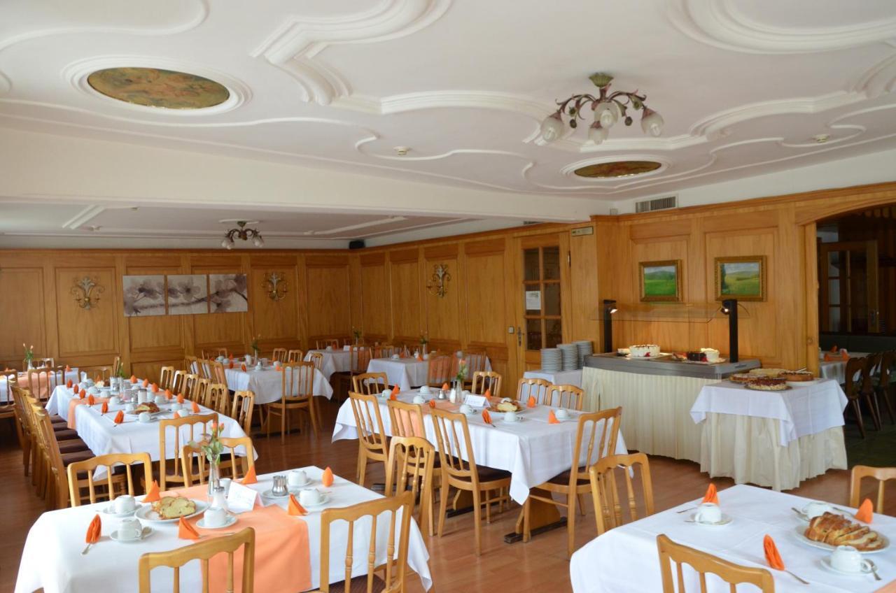 Hotel Krone Kressbronn Am Bodensee Bagian luar foto