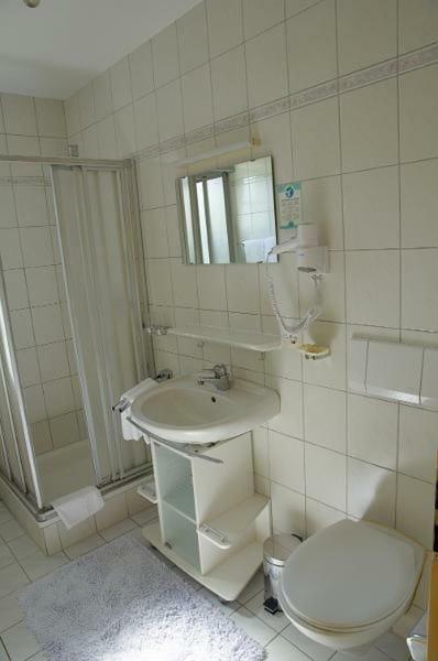 Hotel Krone Kressbronn Am Bodensee Bagian luar foto