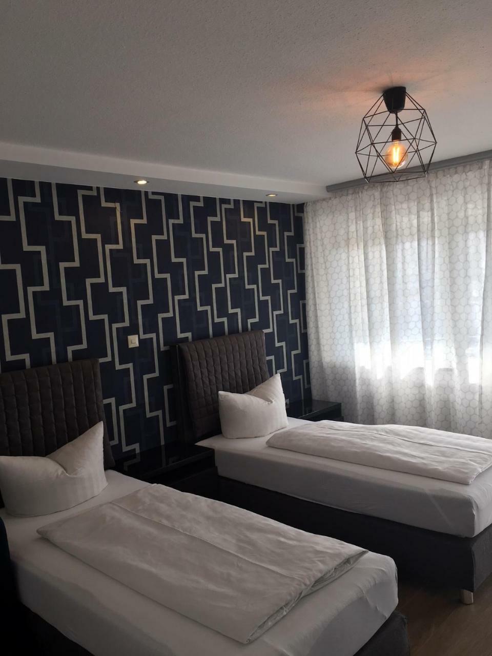 Hotel Krone Kressbronn Am Bodensee Bagian luar foto