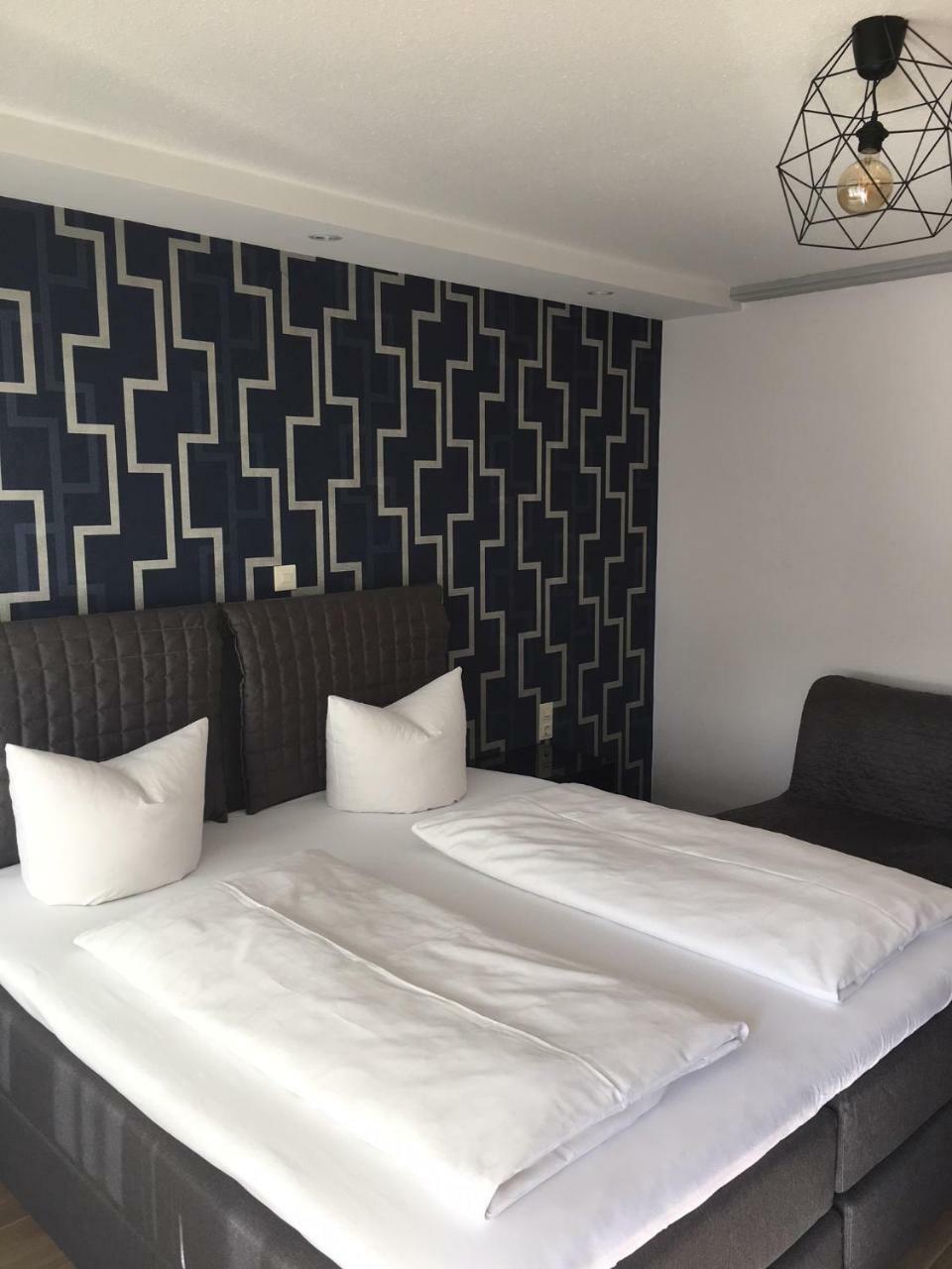 Hotel Krone Kressbronn Am Bodensee Bagian luar foto